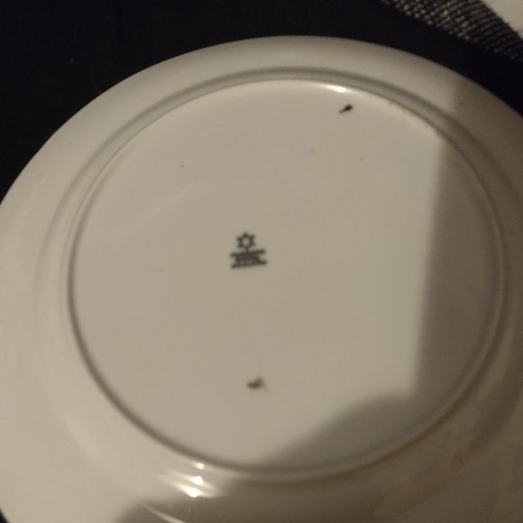 Paragon Bone China Cup, Saucer and Sandwich Set- 3 pieces - Picture 3 of 3